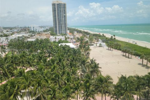 Condo in Miami Beach, Florida, 1 bedroom  № 1305434 - photo 23