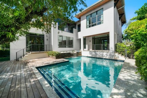 Casa en venta en Key Biscayne, Florida, 5 dormitorios, 359.07 m2 № 846131 - foto 1