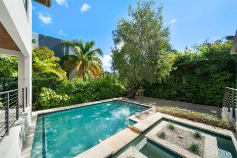 Casa en venta en Key Biscayne, Florida, 5 dormitorios, 359.07 m2 № 846131 - foto 27