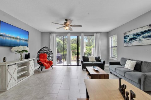 Adosado en venta en Kissimmee, Florida, 4 dormitorios, 159.88 m2 № 1342281 - foto 11