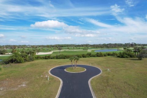 Terreno en venta en Englewood, Florida № 926326 - foto 15