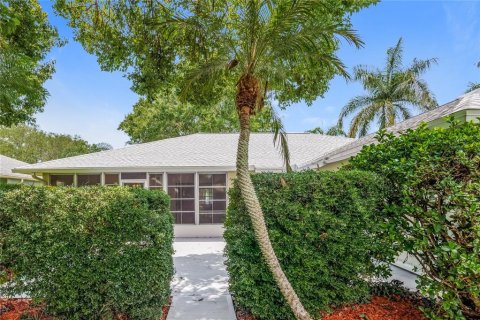 Villa ou maison à louer à Bradenton, Floride: 3 chambres, 186.73 m2 № 1378194 - photo 15