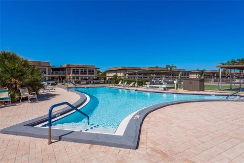 Copropriété à vendre à New Port Richey, Floride: 1 chambre, 75.81 m2 № 1378195 - photo 9