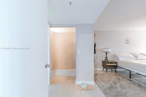 Copropriété à vendre à Dania Beach, Floride: 2 chambres, 94.76 m2 № 1345797 - photo 15