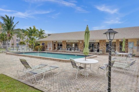 Condominio en venta en Dania Beach, Florida, 2 dormitorios, 106.28 m2 № 1116482 - foto 23