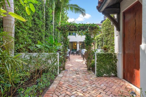 Villa ou maison à vendre à Palm Beach, Floride: 4 chambres, 389.54 m2 № 1175331 - photo 13