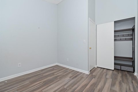 Touwnhouse à vendre à Tampa, Floride: 2 chambres, 96.99 m2 № 1385090 - photo 18