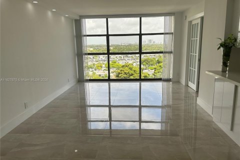 Copropriété à vendre à Hallandale Beach, Floride: 1 chambre, 99.87 m2 № 1281874 - photo 6