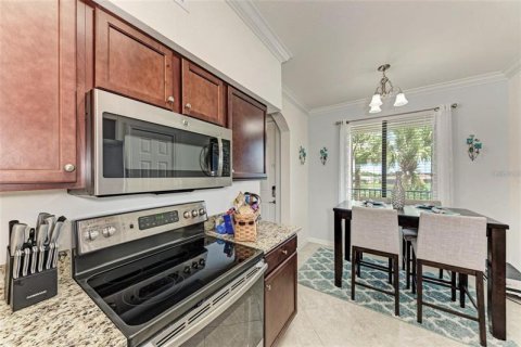 Condo in Bradenton, Florida, 2 bedrooms in LAKEWOOD NATIONAL  № 217456 - photo 14