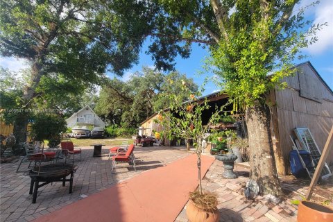 Villa ou maison à vendre à LaBelle, Floride: 4 chambres, 230.4 m2 № 563523 - photo 26