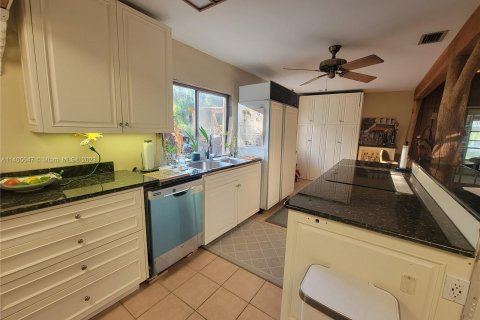 Casa en venta en LaBelle, Florida, 4 dormitorios, 230.4 m2 № 563523 - foto 7