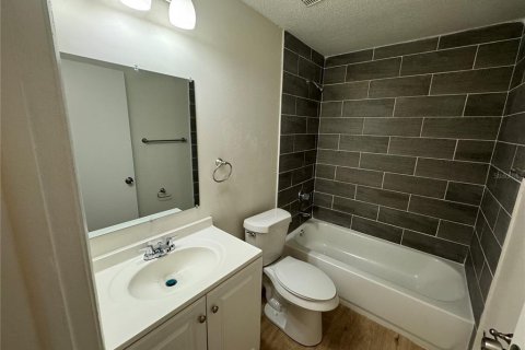 Condominio en venta en Orlando, Florida, 3 dormitorios, 113.81 m2 № 1089559 - foto 18