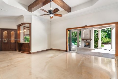Villa ou maison à vendre à Pinecrest, Floride: 8 chambres, 771.83 m2 № 1155079 - photo 29