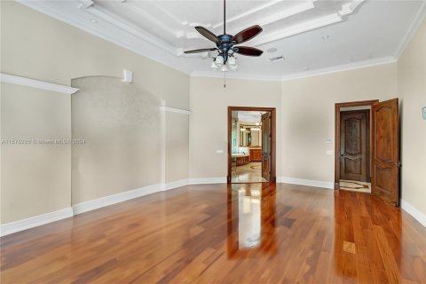 Casa en venta en Pinecrest, Florida, 8 dormitorios, 771.83 m2 № 1155079 - foto 17