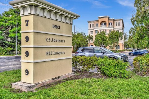 Commercial property in Boca Raton, Florida № 1189923 - photo 4