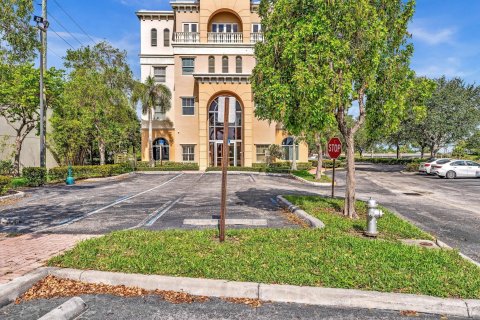 Commercial property in Boca Raton, Florida № 1189923 - photo 2