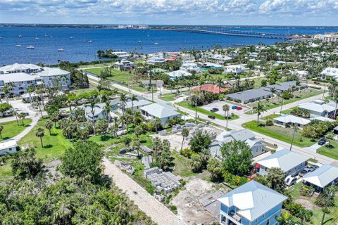 Casa en venta en Punta Gorda, Florida, 3 dormitorios, 215.16 m2 № 485652 - foto 4