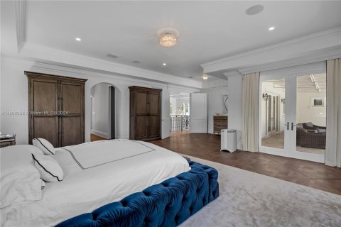 Villa ou maison à vendre à Miami, Floride: 5 chambres, 494.52 m2 № 1097018 - photo 26