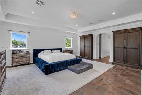 Villa ou maison à vendre à Miami, Floride: 5 chambres, 494.52 m2 № 1097018 - photo 25