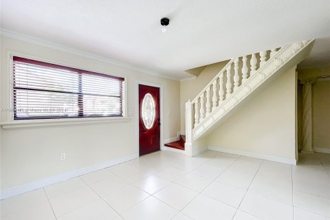 Copropriété à vendre à Hialeah, Floride: 3 chambres, 109.81 m2 № 1331604 - photo 9