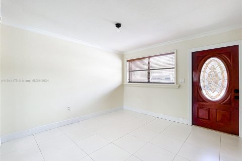 Condo in Hialeah, Florida, 3 bedrooms  № 1331604 - photo 8