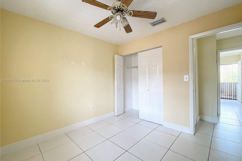 Copropriété à vendre à Hialeah, Floride: 3 chambres, 109.81 m2 № 1331604 - photo 30