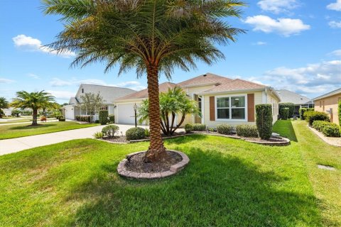 Villa ou maison à vendre à The Villages, Floride: 3 chambres, 185.62 m2 № 1343897 - photo 2