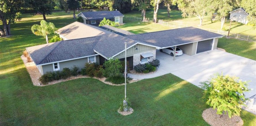 Casa en Oxford, Florida 5 dormitorios, 313.82 m2 № 1343866