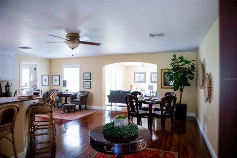 Casa en venta en Oxford, Florida, 5 dormitorios, 313.82 m2 № 1343866 - foto 7