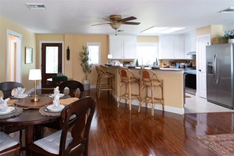 Casa en venta en Oxford, Florida, 5 dormitorios, 313.82 m2 № 1343866 - foto 14