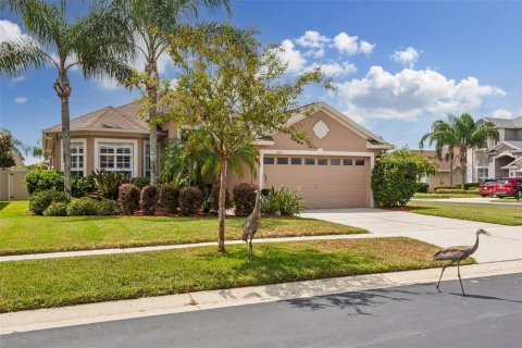 Villa ou maison à vendre à Land O' Lakes, Floride: 3 chambres, 170.85 m2 № 1343865 - photo 4