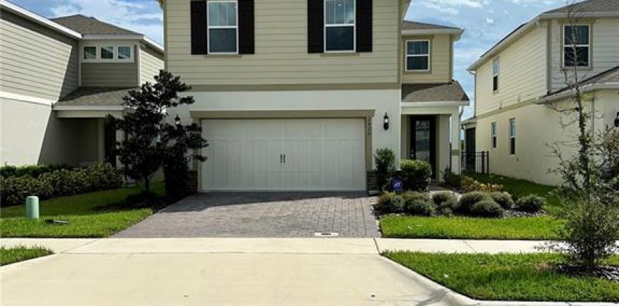 House in Kissimmee, Florida 5 bedrooms, 243.59 sq.m. № 1343930