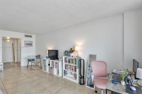 Copropriété à vendre à Miami Beach, Floride: 50.17 m2 № 1345027 - photo 17