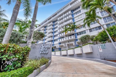 Copropriété à vendre à Miami Beach, Floride: 50.17 m2 № 1345027 - photo 1