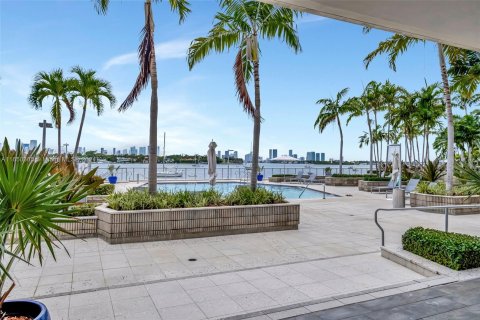 Copropriété à vendre à Miami Beach, Floride: 50.17 m2 № 1345027 - photo 4