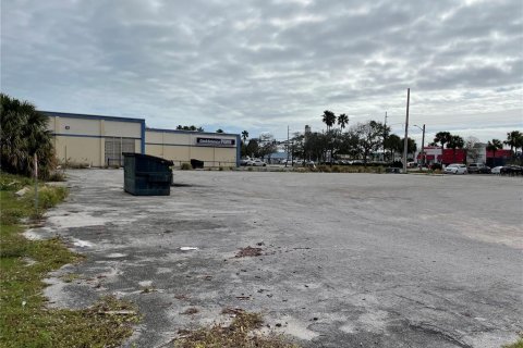 Commercial property in St. Lucie, Florida № 1374165 - photo 6