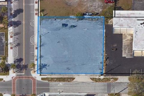 Commercial property in St. Lucie, Florida № 1374165 - photo 2