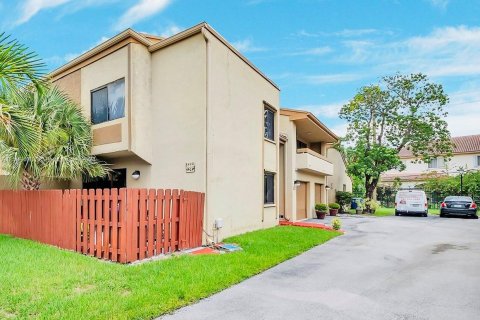 Condo in Miramar, Florida, 2 bedrooms  № 1178929 - photo 3