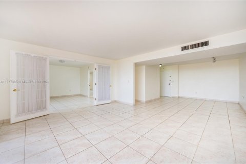 Copropriété à vendre à Coral Gables, Floride: 2 chambres, 132.2 m2 № 1153515 - photo 20