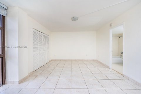 Copropriété à vendre à Coral Gables, Floride: 2 chambres, 132.2 m2 № 1153515 - photo 17
