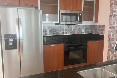 Condominio en venta en Miami, Florida, 2 dormitorios, 124.4 m2 № 1377269 - foto 2