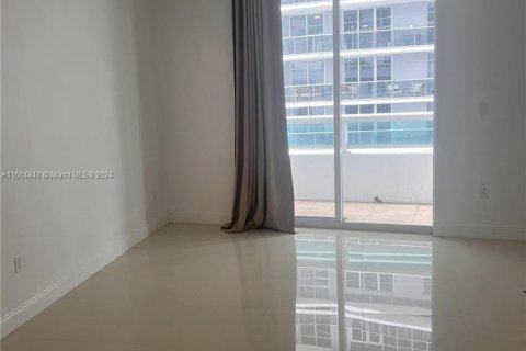 Condominio en venta en Miami, Florida, 2 dormitorios, 124.4 m2 № 1377269 - foto 8