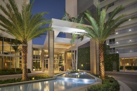 Condominio en alquiler en North Miami Beach, Florida, 1 dormitorio, 87.05 m2 № 1377268 - foto 12