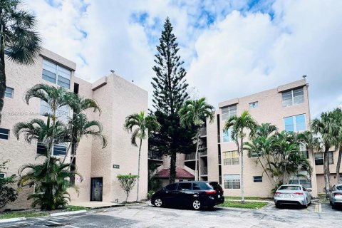 Condominio en alquiler en Davie, Florida, 2 dormitorios, 89.19 m2 № 1377224 - foto 1