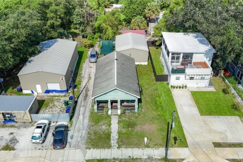 Villa ou maison à vendre à Tampa, Floride: 3 chambres, 142.7 m2 № 1326780 - photo 2