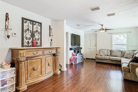 Casa en venta en Tampa, Florida, 3 dormitorios, 142.7 m2 № 1326780 - foto 8