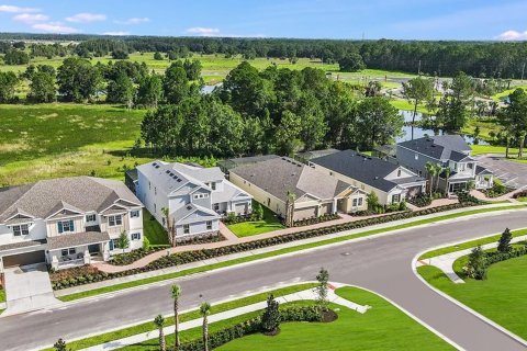 Villa ou maison à vendre à Wesley Chapel, Floride: 4 chambres, 271 m2 № 206683 - photo 9