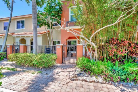 Adosado en venta en Boynton Beach, Florida, 4 dormitorios, 139.91 m2 № 1174670 - foto 15