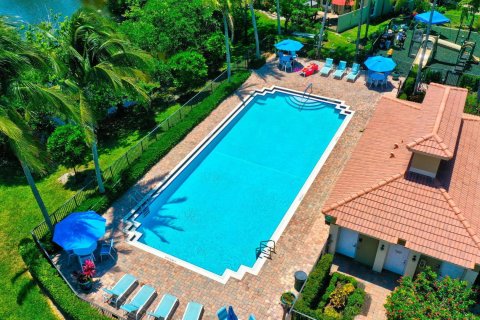 Adosado en venta en Boynton Beach, Florida, 4 dormitorios, 139.91 m2 № 1174670 - foto 19