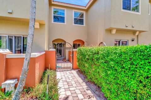 Adosado en venta en Boynton Beach, Florida, 4 dormitorios, 139.91 m2 № 1174670 - foto 11